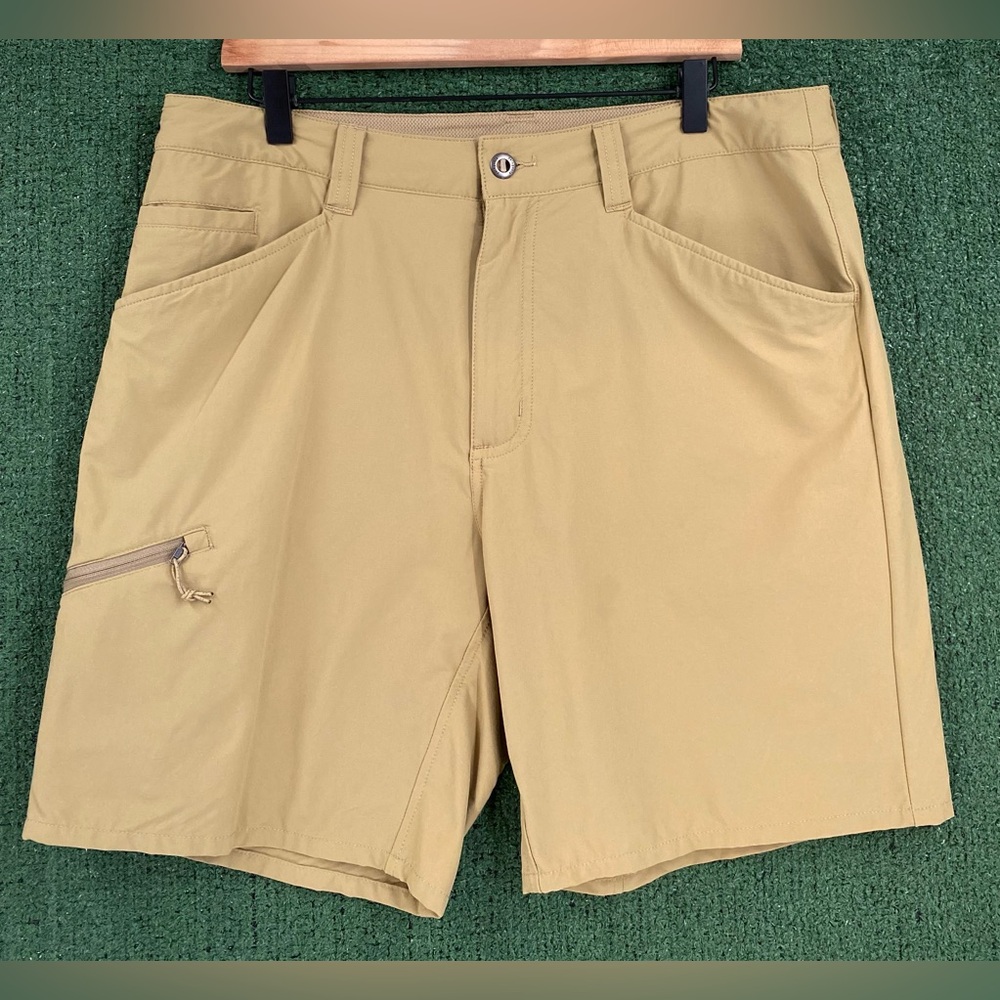 Patagonia Quandary Utility Nylon Outdoor Hiking Shorts Mojave Khaki Mens Sz 35